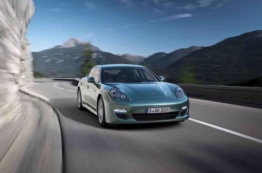  Porsche Panamera Diesel 2011 года  (фото 7 из 37)